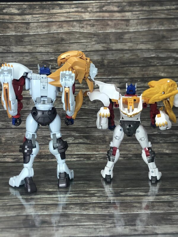 Compared Image Of Transformers Legacy Evolution Leo Prime  (10 of 13)